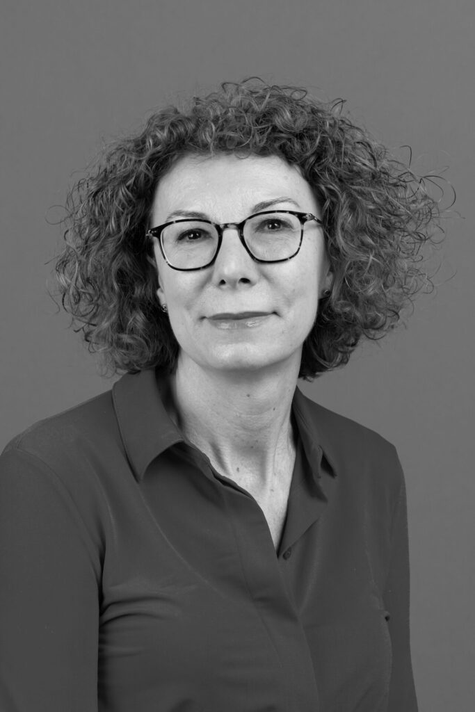Dr Laura Corsinovi