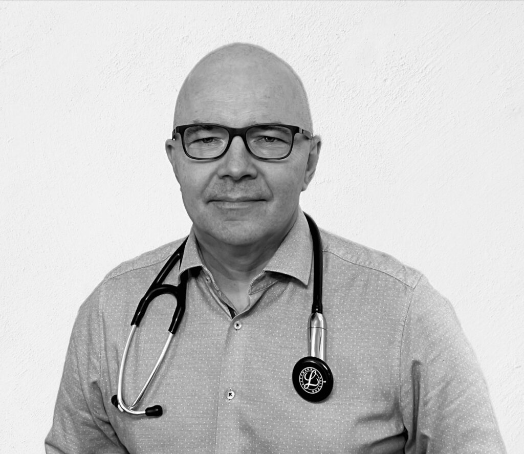 Dr Toomas Särev